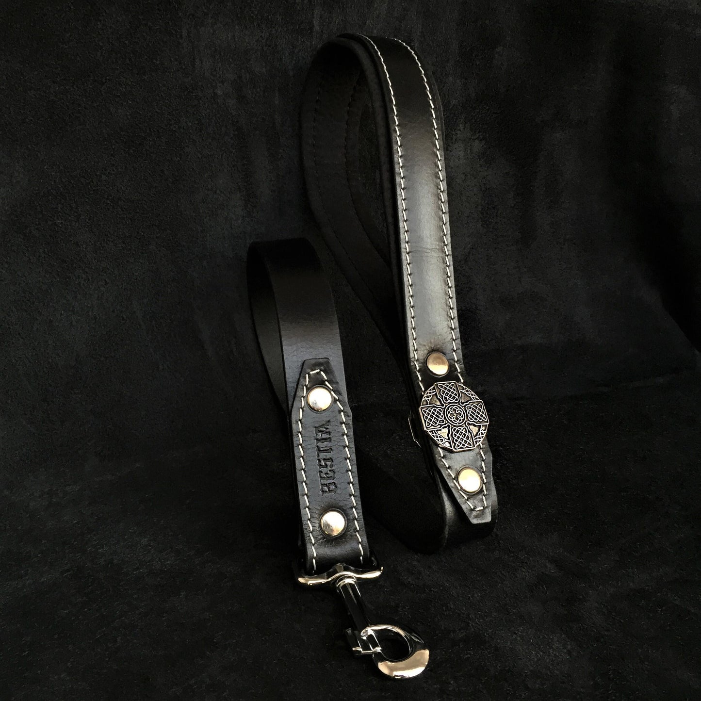 “Maximus Silver” Leather Dog Leash